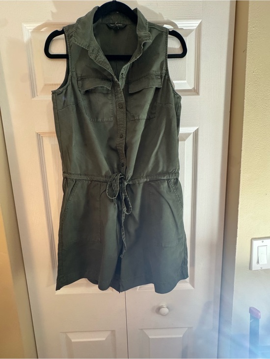 Banana Republic Pants - Banana Republic Olive Green Utility Romper Size 4 Sleeveless Tie Waist